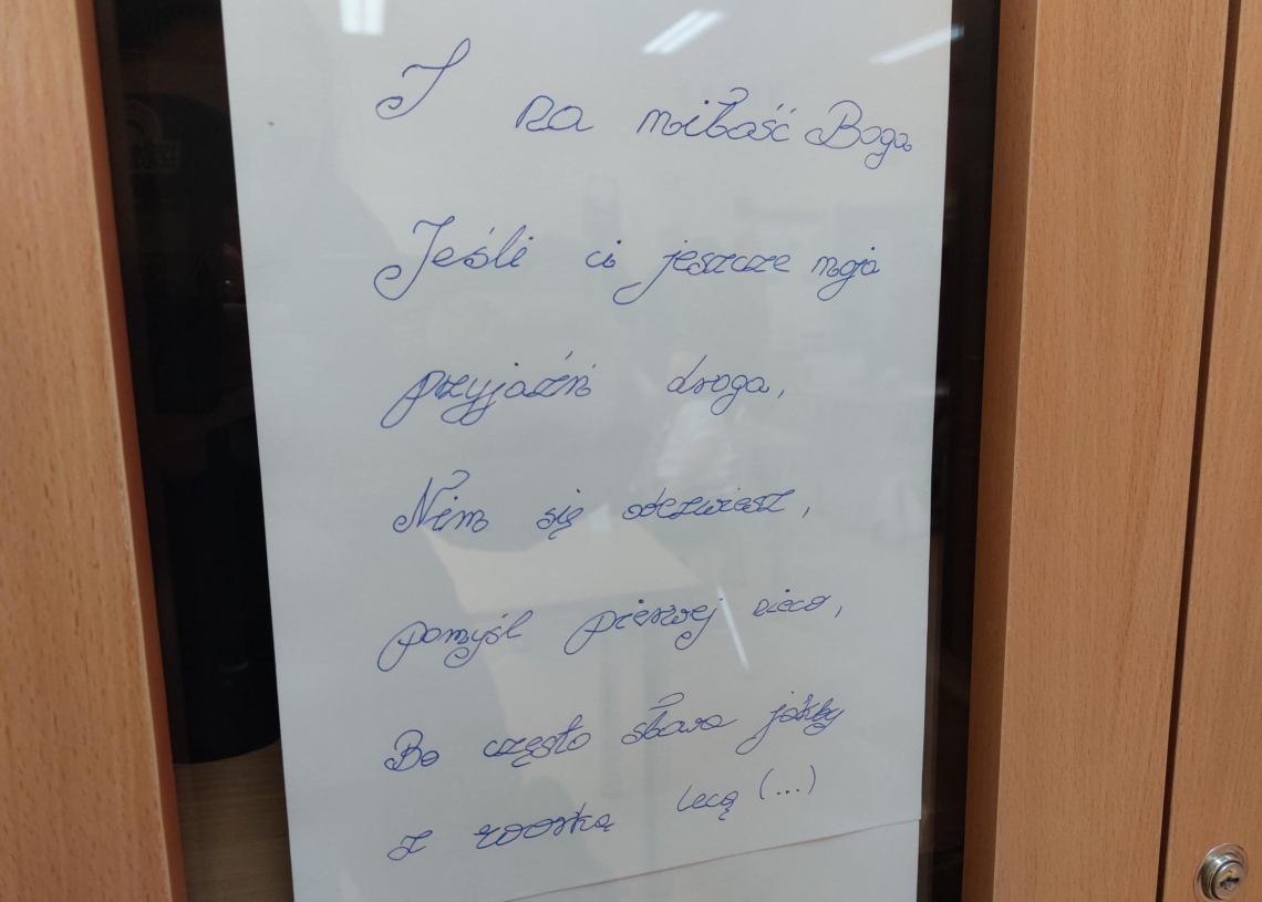 Do sieradzkiego konkursu kaligrafii przystąpili uczniowie z 7 powiatów [ZDJĘCIA]