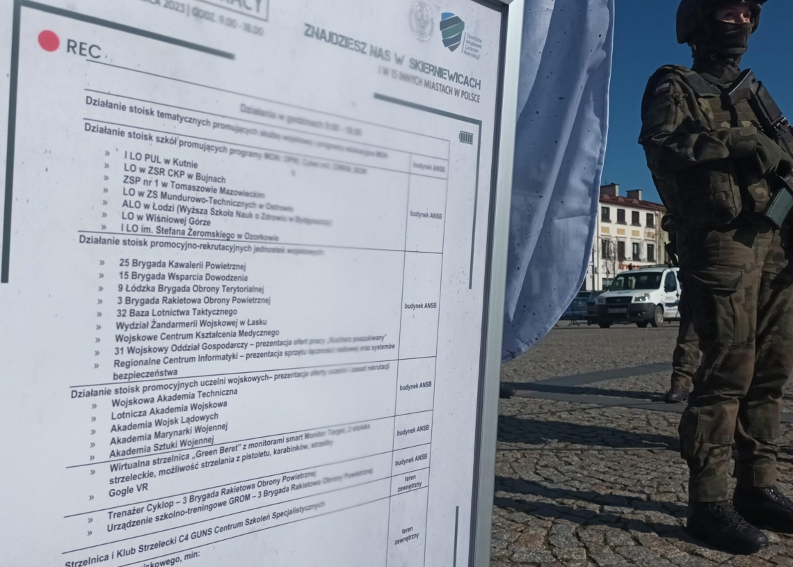 Wojskowe Targi Służby i Pracy w Skierniewicach