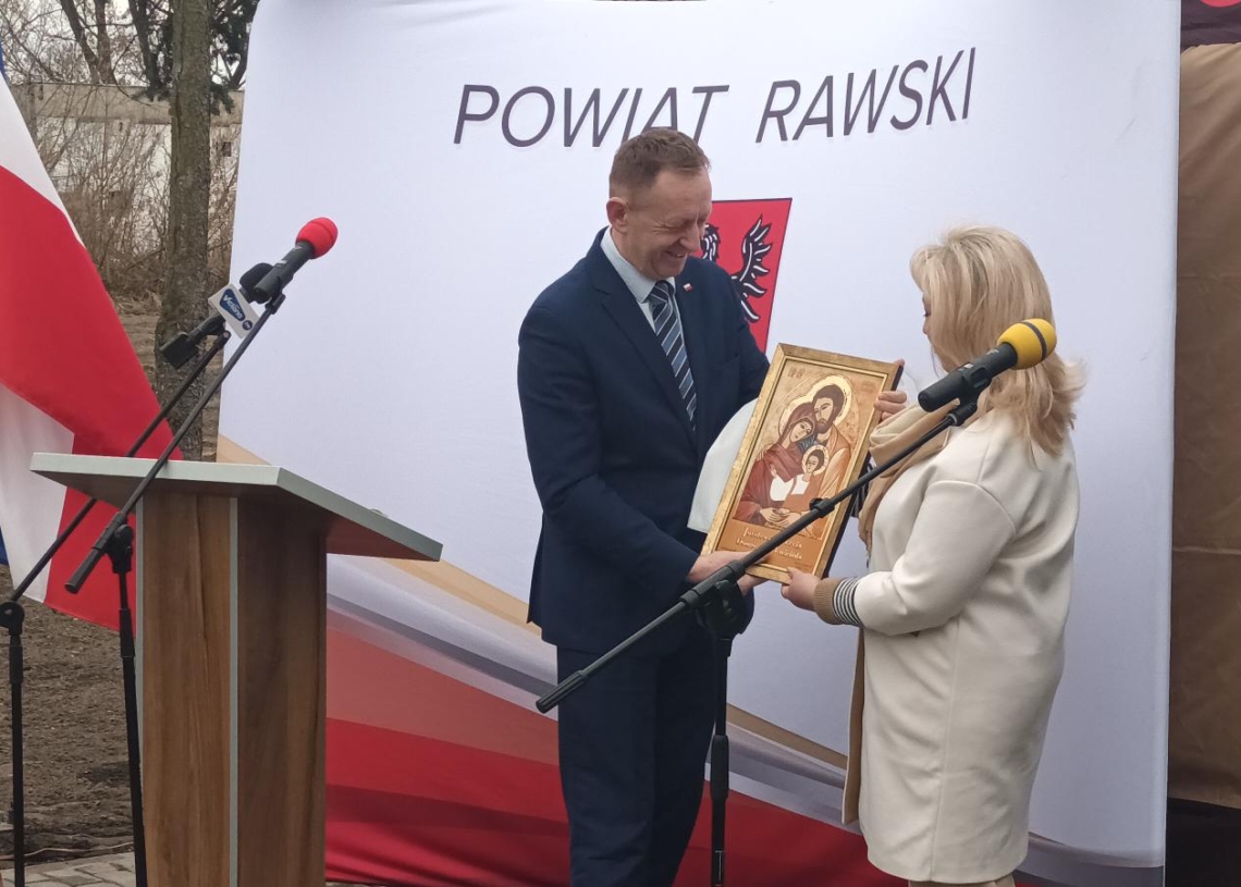 Nowy pawilon Szpitala Świętego Ducha w Rawie Mazowieckiej oddany do użytku. Kosztował 21 mln zł [ZDJĘCIA]