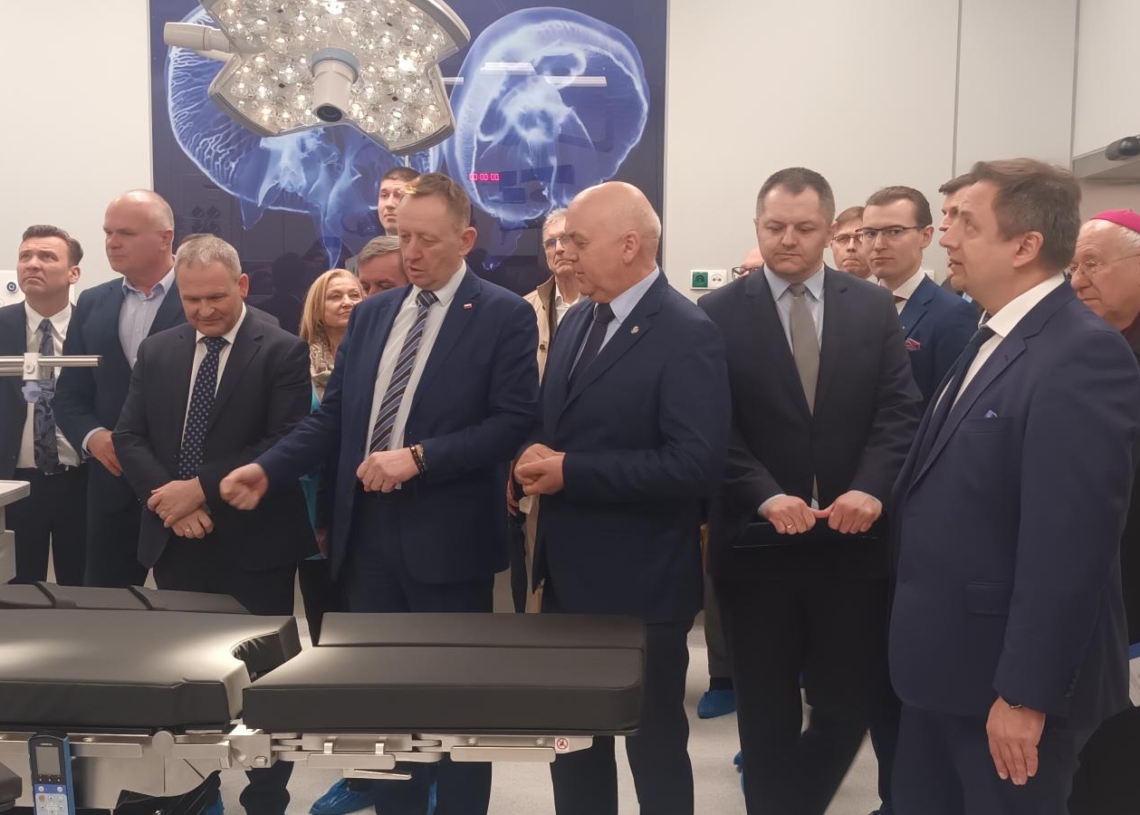 Nowy pawilon Szpitala Świętego Ducha w Rawie Mazowieckiej oddany do użytku. Kosztował 21 mln zł [ZDJĘCIA]