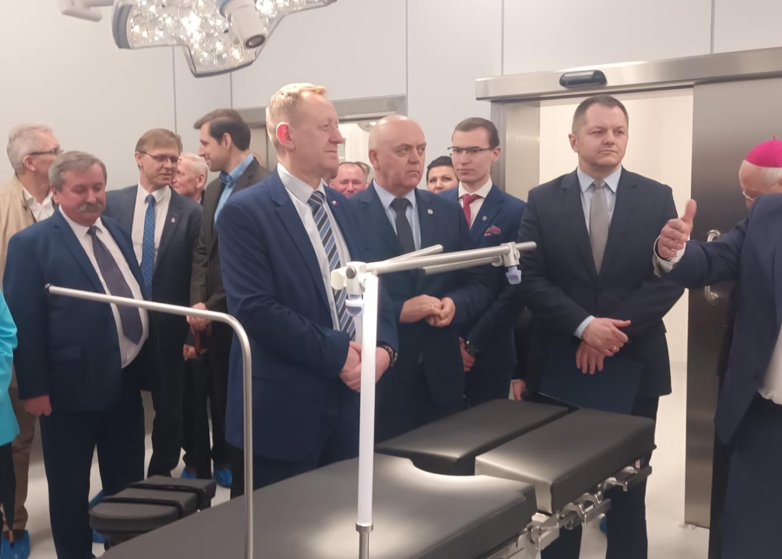 Nowy pawilon Szpitala Świętego Ducha w Rawie Mazowieckiej oddany do użytku. Kosztował 21 mln zł [ZDJĘCIA]