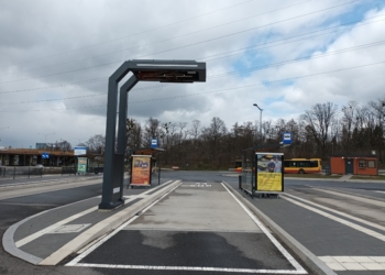 ładowarek od autobusów elektrycznych