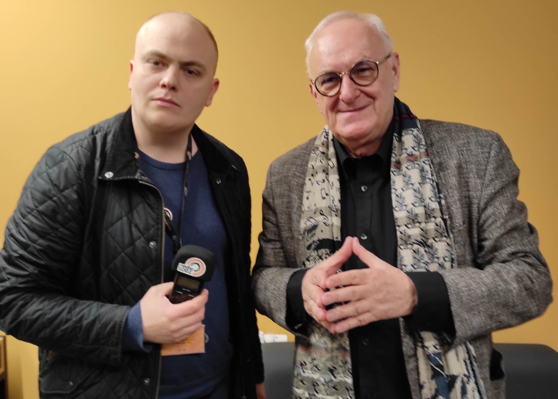 O pisaniu tekstów piosenek budzących emocje, a nie miałkich i „bardzo łatwych tekścików” w rozmowie z Jackiem Cyganem