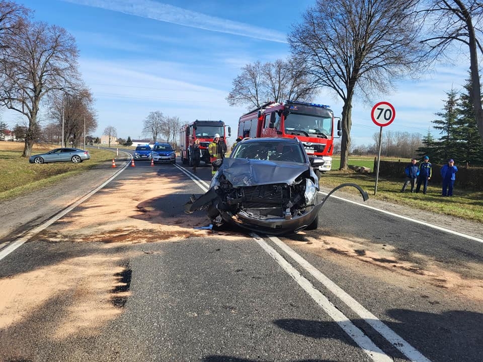 Utrudnienia po wypadku na DK12 w Prymusowej Woli 1 Utrudnienia po wypadku na DK12 w Prymusowej Woli
