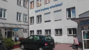 decyzja o rozbiórce dawnego budynku administracji szpitala w Zduńskiej Woli