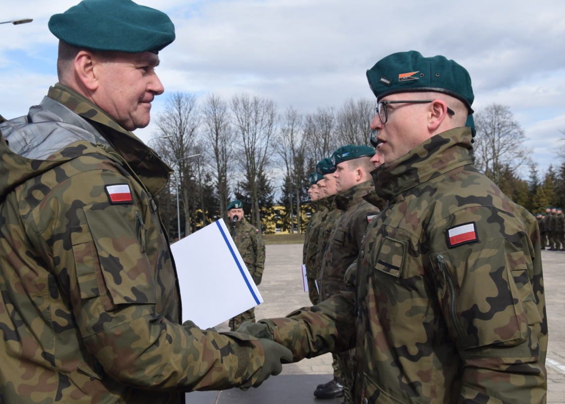 Nowi podoficerowie wyszkoleni w Sieradzu