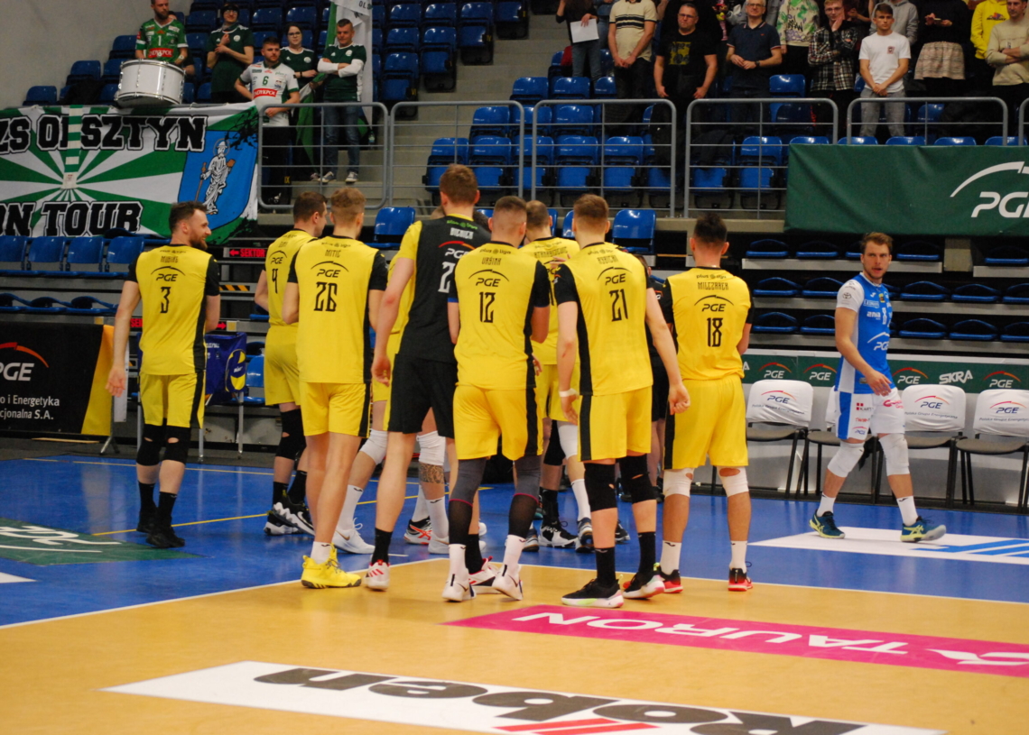 PGE Skra Bełchatów przegrała 0:3 z Indykpolem AZS-em Olsztyn i nie zagra w play-offach