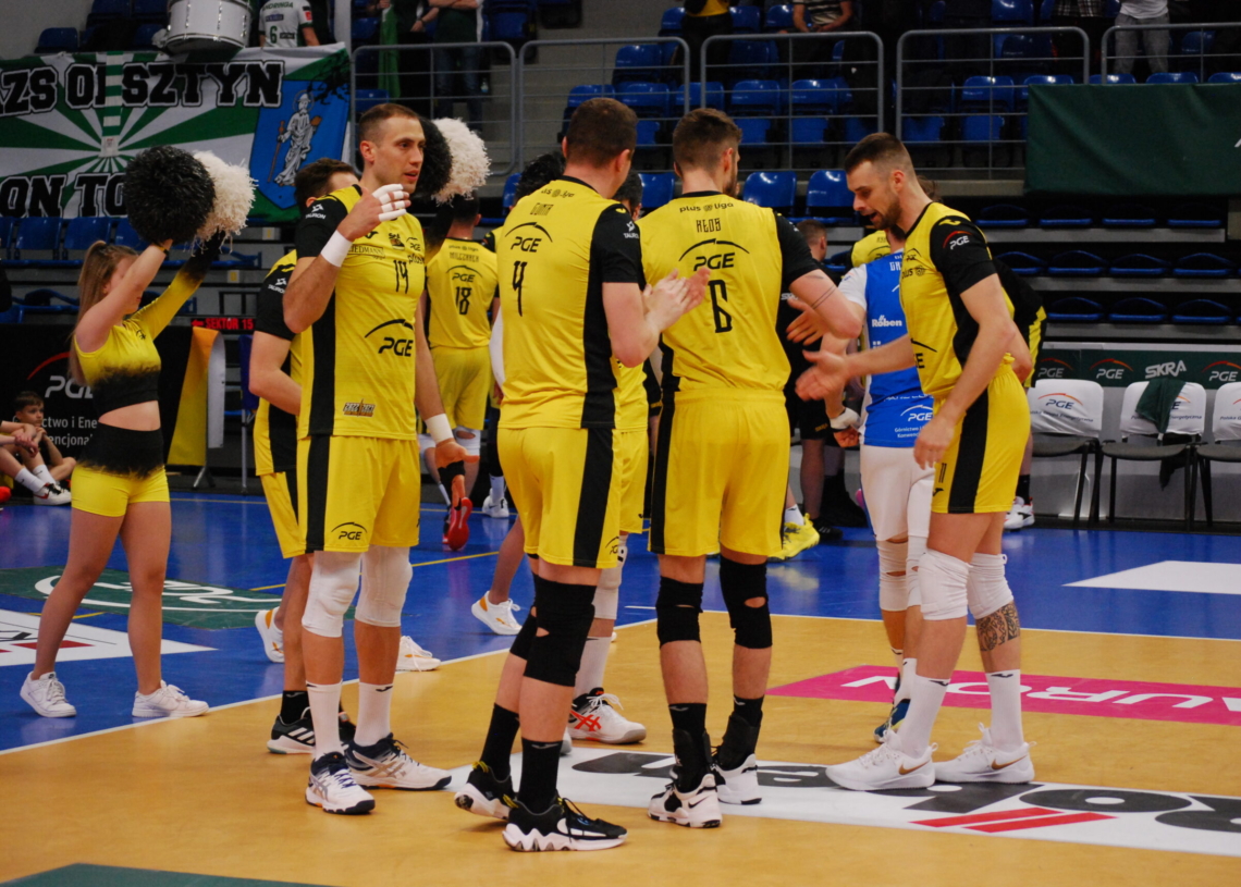 PGE Skra Bełchatów przegrała 0:3 z Indykpolem AZS-em Olsztyn i nie zagra w play-offach