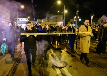 Ekumieniczna Droga Krzyzowa ulicami Lodzi.30