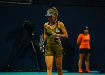 Magdalena Fręch przegrała 1:6, 2:6 z Warwarą Graczową w 3. rundzie Miami Open
