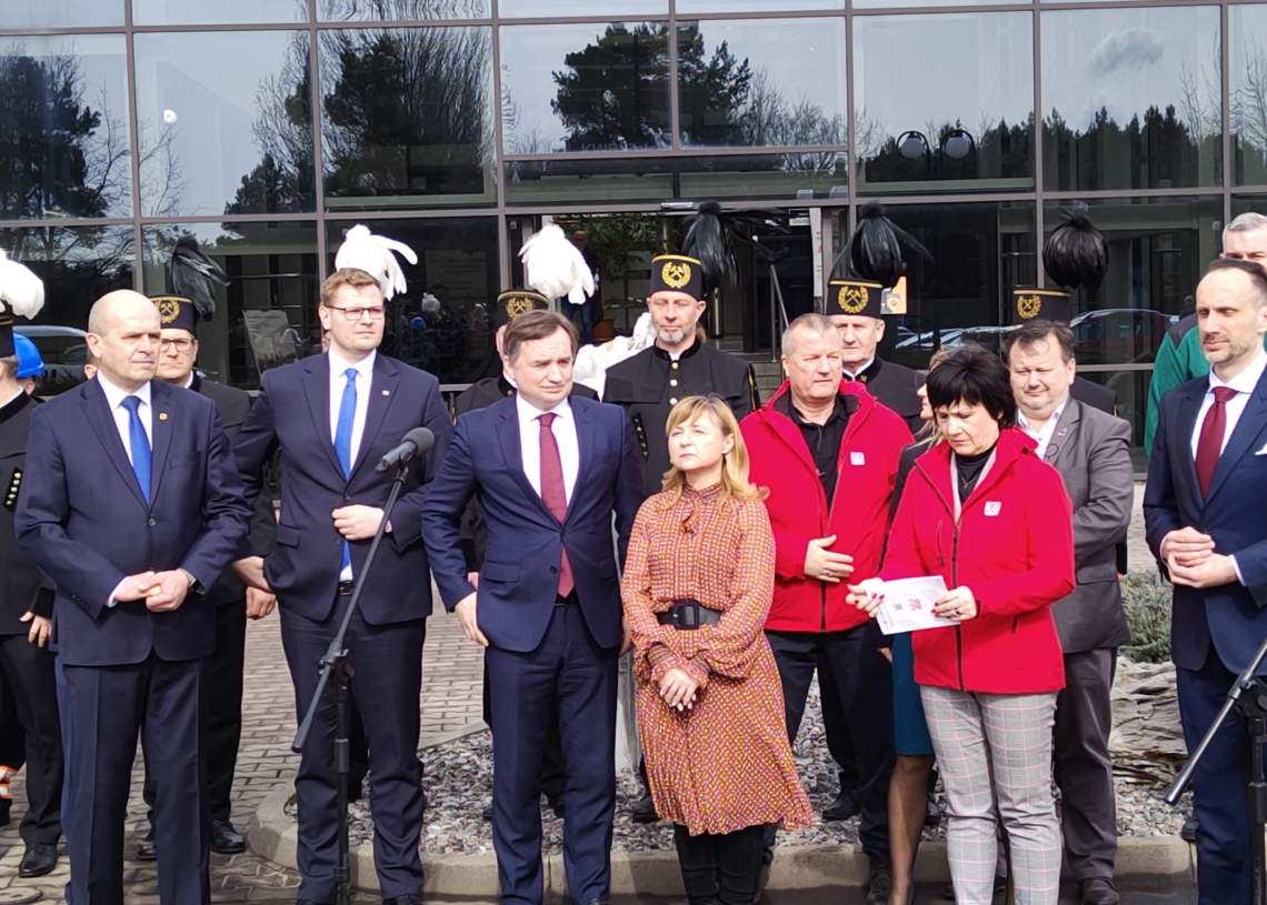 Zbigniew Ziobro chce uruchomienia odkrywki węgla brunatnego w Złoczewie