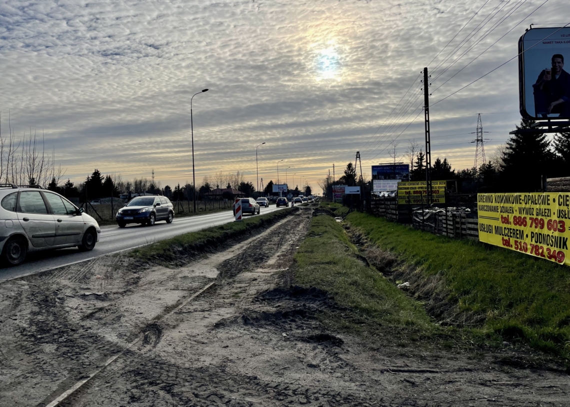 Modernizacja trasy tramwajowej do Konstantynowa. Dzisiaj mają zostać wznowione prace na konstantynowskim odcinku [ZDJĘCIA + WIDEO]