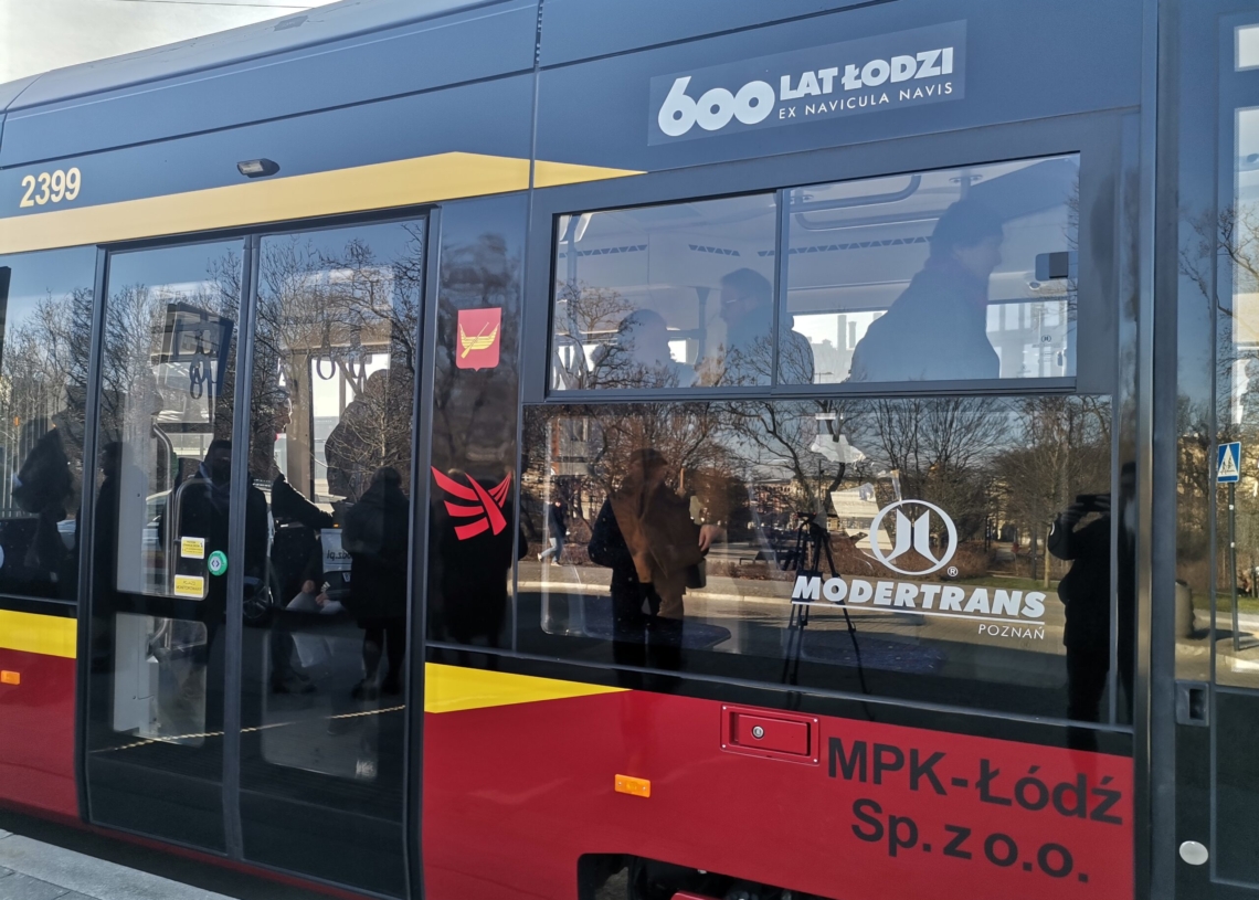 Na łódzkie tory wyjechały dzisiaj dwa tramwaje – Moderusy Gamma