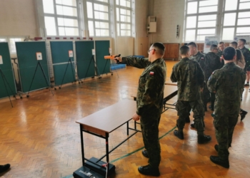 Zawody i pokazy Laser Run w Sieradzu