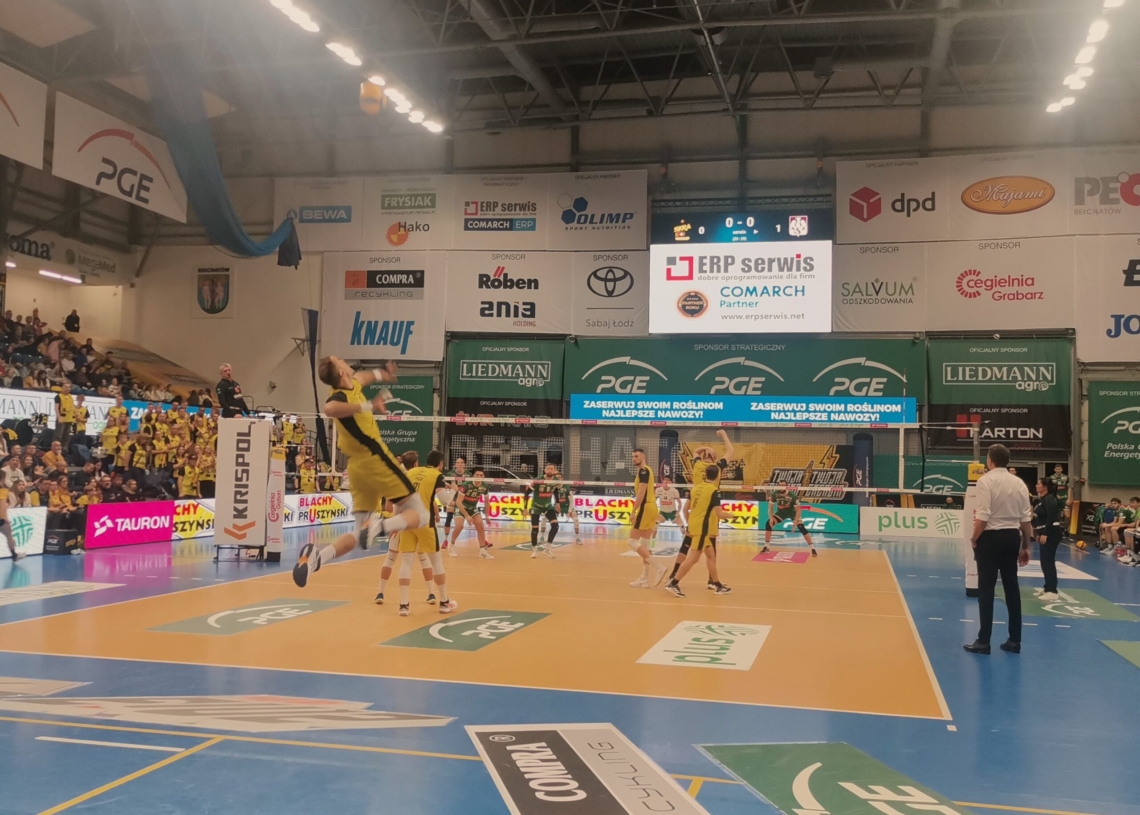 PGE Skra Bełchatów przegrała 0:3 z Indykpolem AZS-em Olsztyn i nie zagra w play-offach