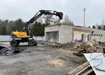 Tomaszów Mazowiecki: na cmentarzu komunalnym powstaje nowa kaplica i kolumbarium