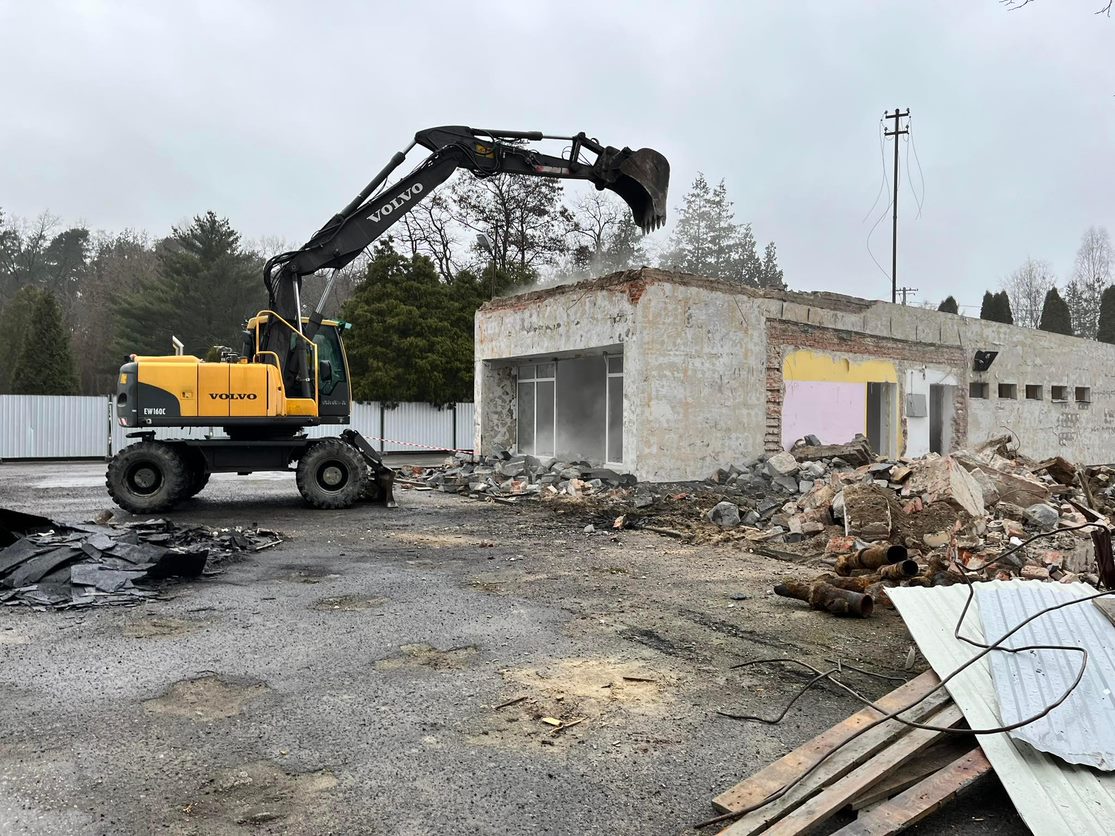 Tomaszów Mazowiecki: na cmentarzu komunalnym powstaje nowa kaplica i kolumbarium
