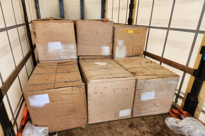 Zgierz: 4600 kg nielegalnego suszu tytoniowego zabezpieczone przez łódzką KAS