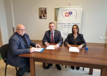Ponad 2 miliony jednorazowych rękawiczek dla szpitala w Piotrkowie Trybunalskim