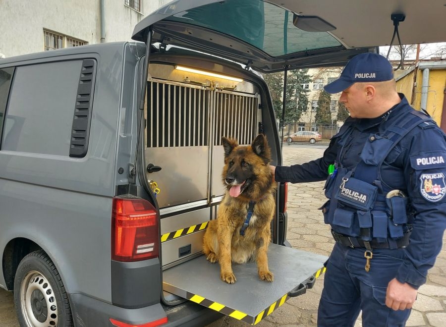 Policjanci z Łowicza mają nowy radiowóz