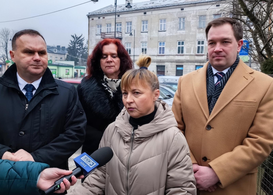 Solidarna Polska krytykuje planowane unijne ograniczenia dotyczące produkcji mięsa i emisji CO2 przez samochody spalinowe
