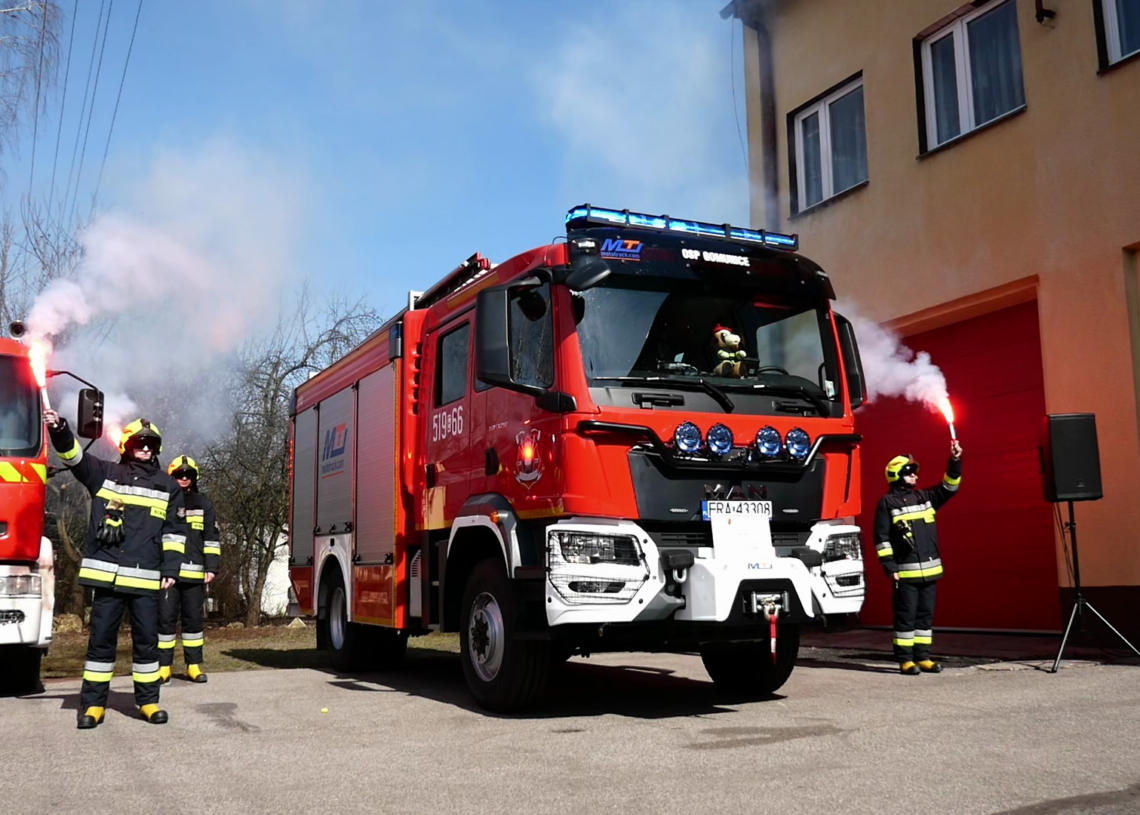 Nowy wóz strażacki dla OSP Gomunice