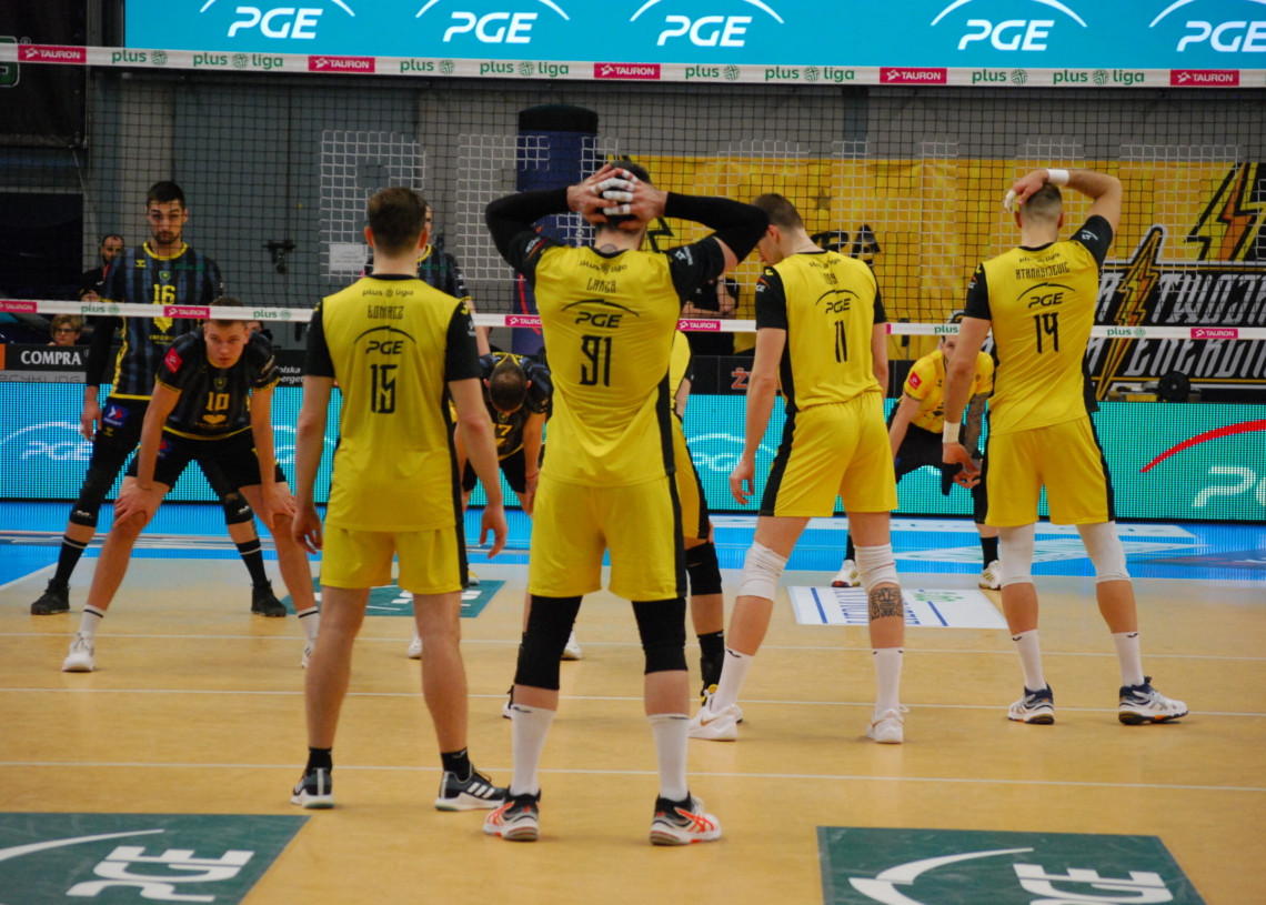 Wieczór pożegnań w Hali Energia. PGE Skra Bełchatów kończy sezon na 12. miejscu