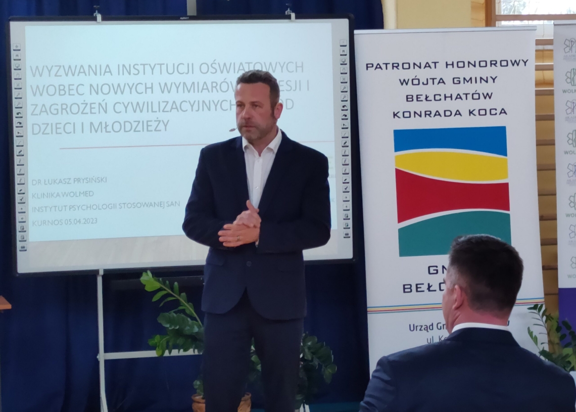 Konferencja profilaktyczna w szkole w Kurnosie