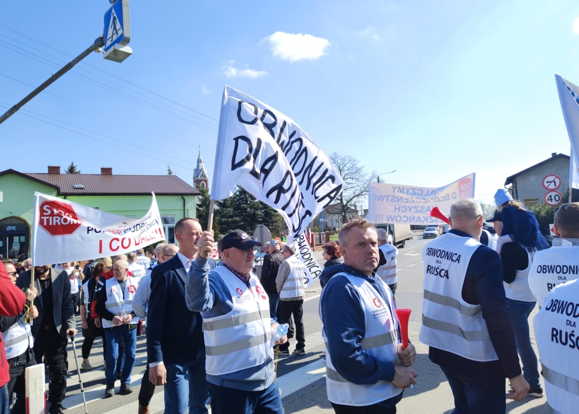 Protest w Ruścu na DK74