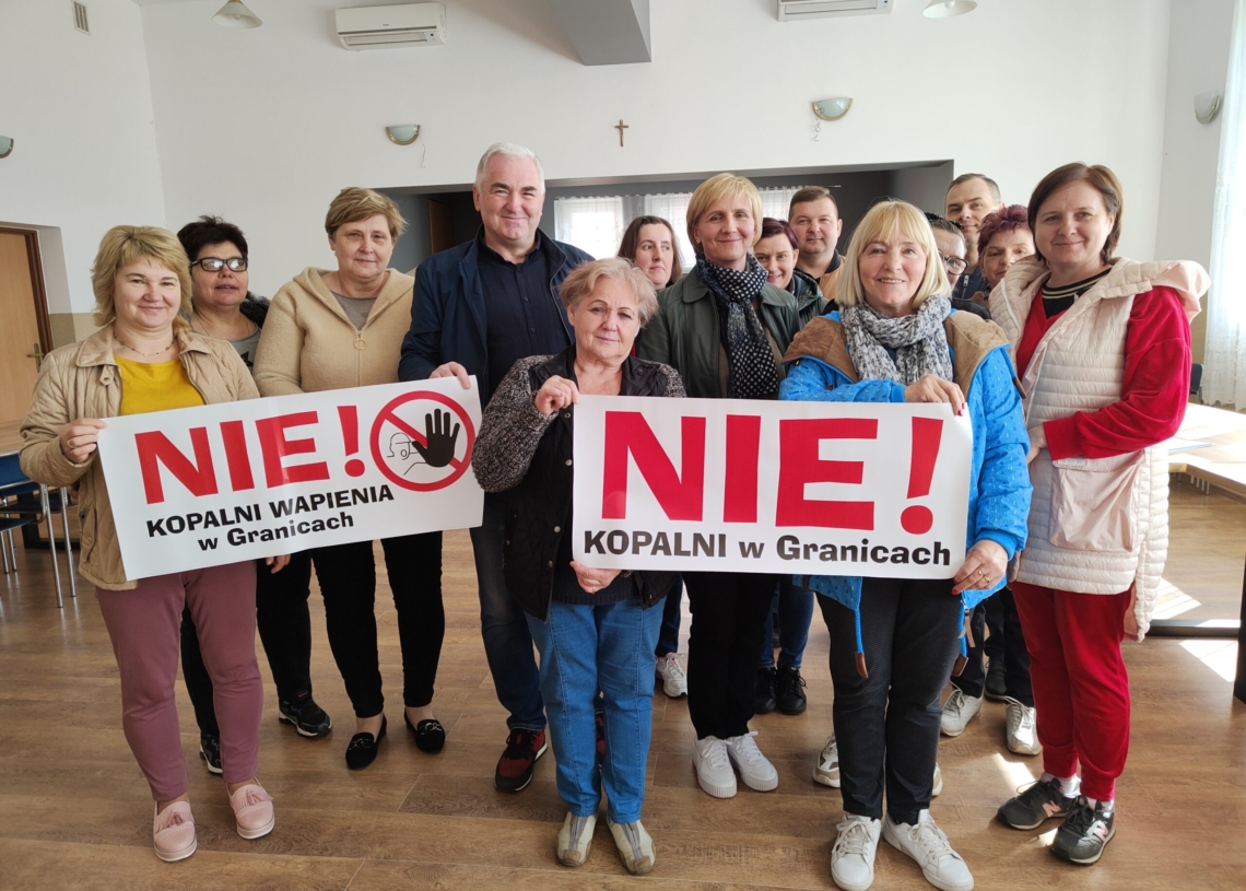 Protestują przeciwko planom wybudowania kopalni wapienia jurajskiego w miejscowości Granice