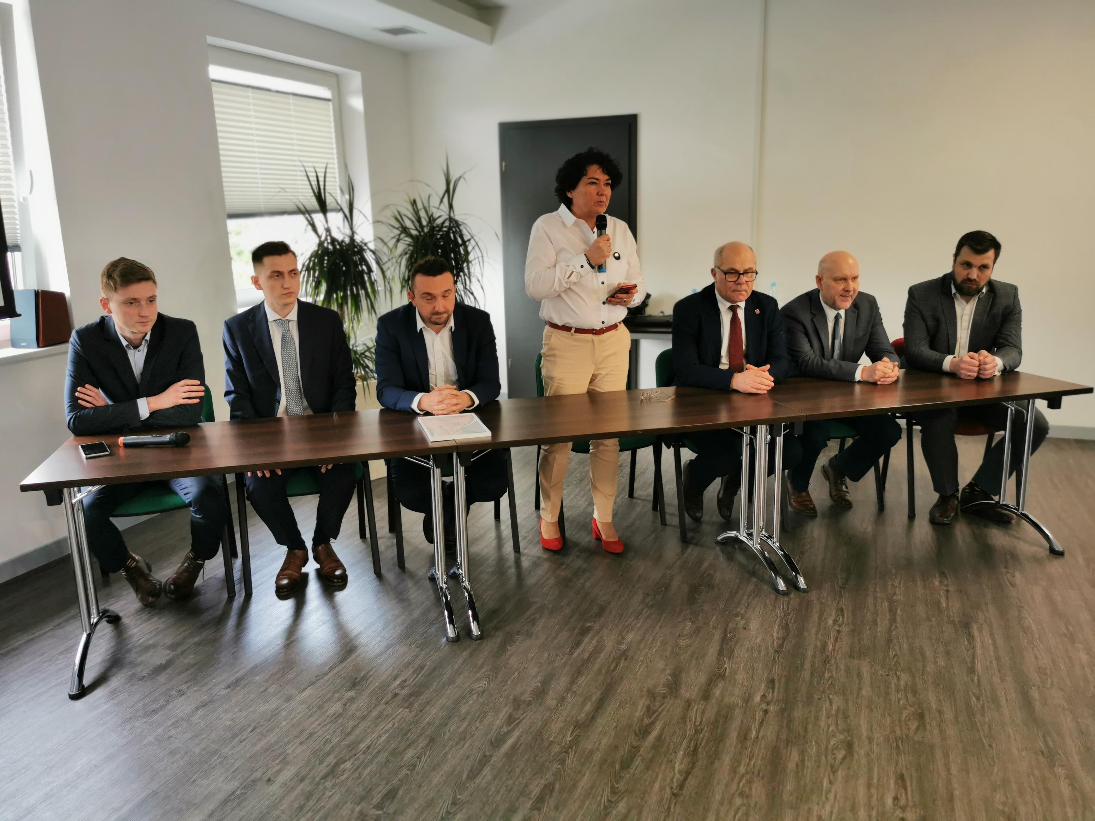 W ZS nr 1 w Wieluniu powstaje pierwsza w Polsce klasa finansowo-skarbowa