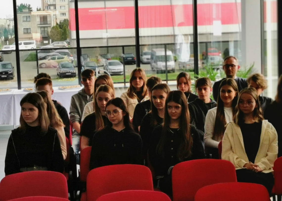 W ZS nr 1 w Wieluniu powstaje pierwsza w Polsce klasa finansowo-skarbowa