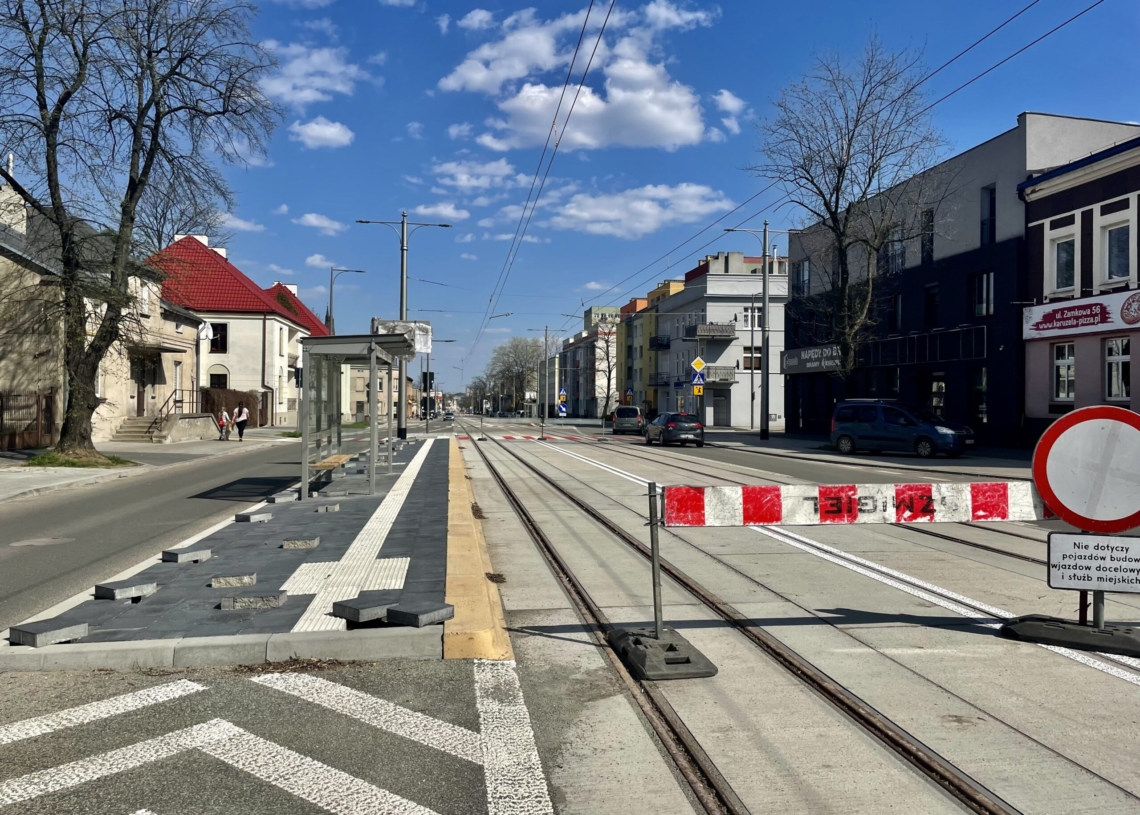 Modernizacja trasy tramwajowej w Pabianicach. Jak postępują prace? [ZDJĘCIA]