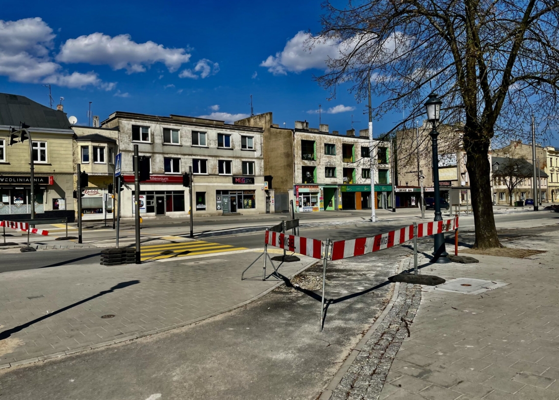 Modernizacja trasy tramwajowej w Pabianicach. Jak postępują prace? [ZDJĘCIA]