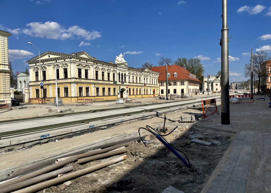 Modernizacja trasy tramwajowej w Pabianicach. Jak postępują prace? [ZDJĘCIA]