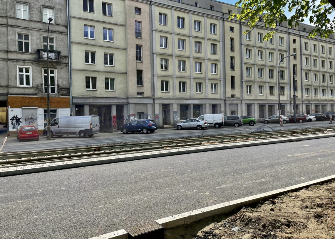 Modernizacja Północnej. 25 kwietnia drogowcy zajmą południową nitkę, a kierowcy pojadą bliżej parku [ZDJĘCIA + WIDEO]
