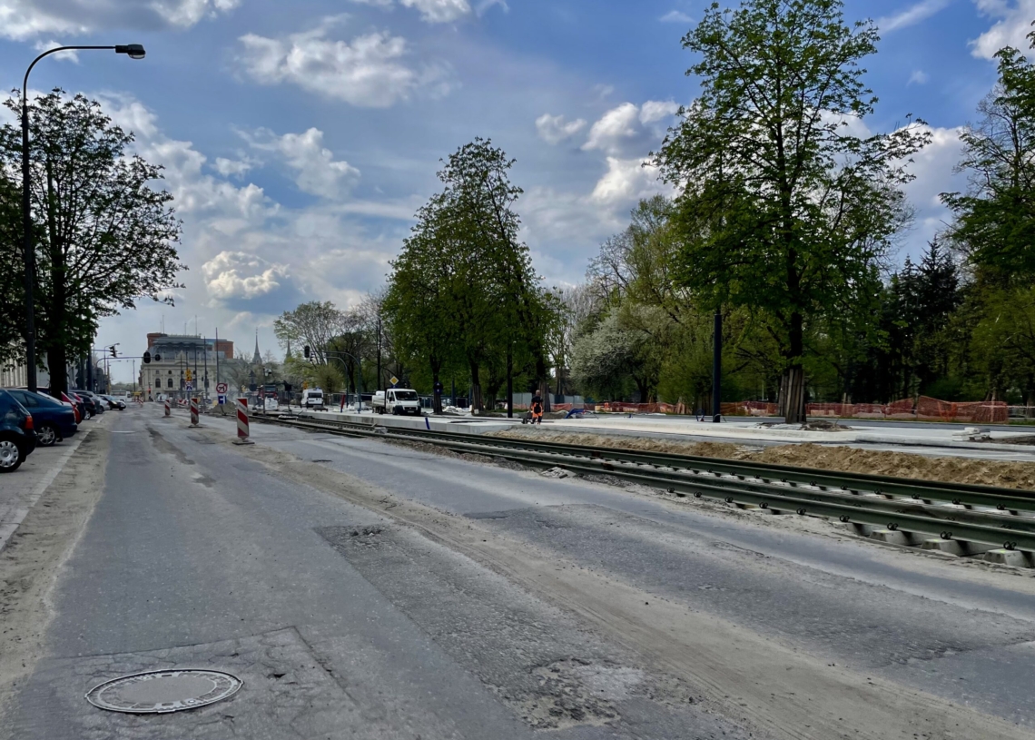 Modernizacja Północnej. 25 kwietnia drogowcy zajmą południową nitkę, a kierowcy pojadą bliżej parku [ZDJĘCIA + WIDEO]