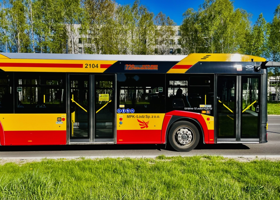 Od jutra linie autobusowe 72A i 72B wracają na Bednarską