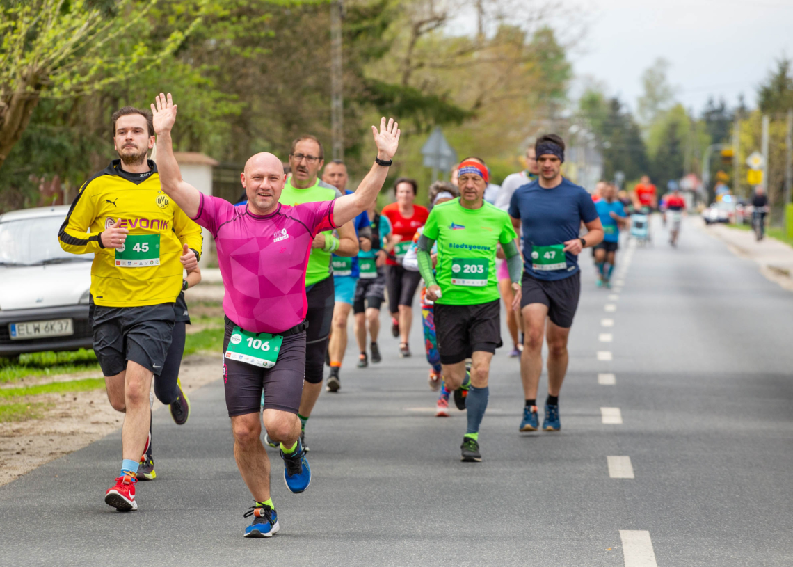 14. Dycha Justynów – Janówka. Kilkuset zawodników na starcie [ZDJĘCIA]