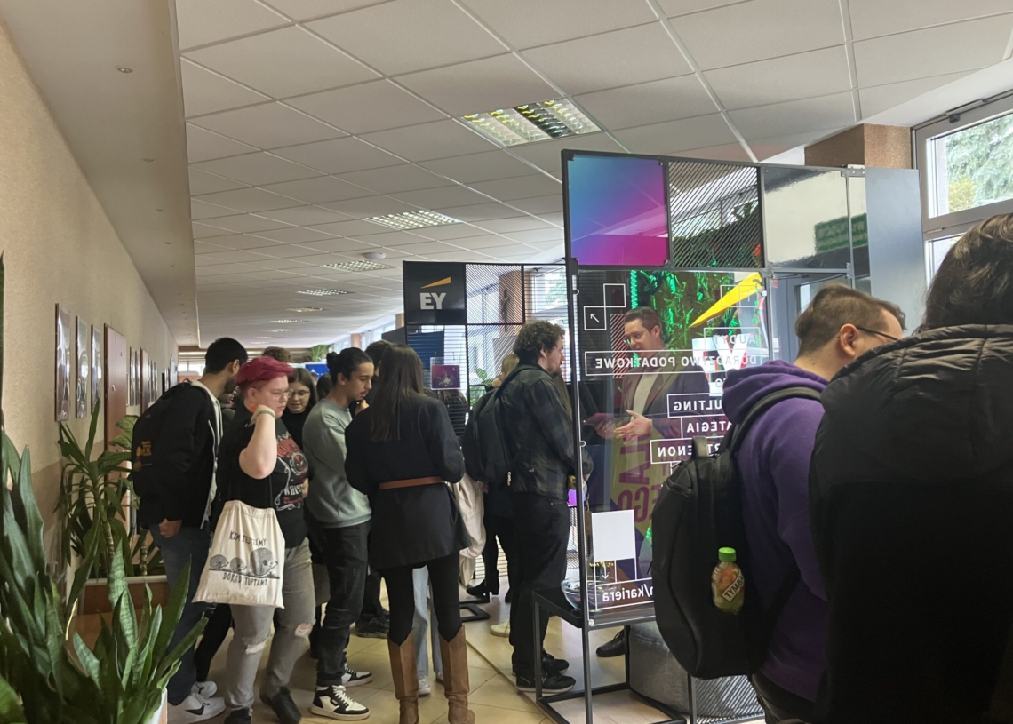 Ułatwienie studentom dostępu do ofert praktyk i zatrudnienia, czyli Tragi Pracy Work Show 2023