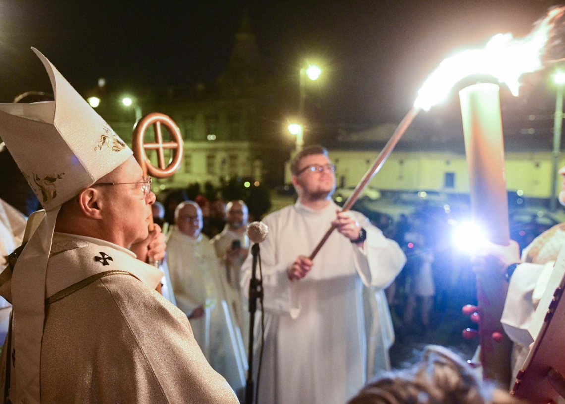 Wigilia Paschalna w Archikatedrze Łódzkiej