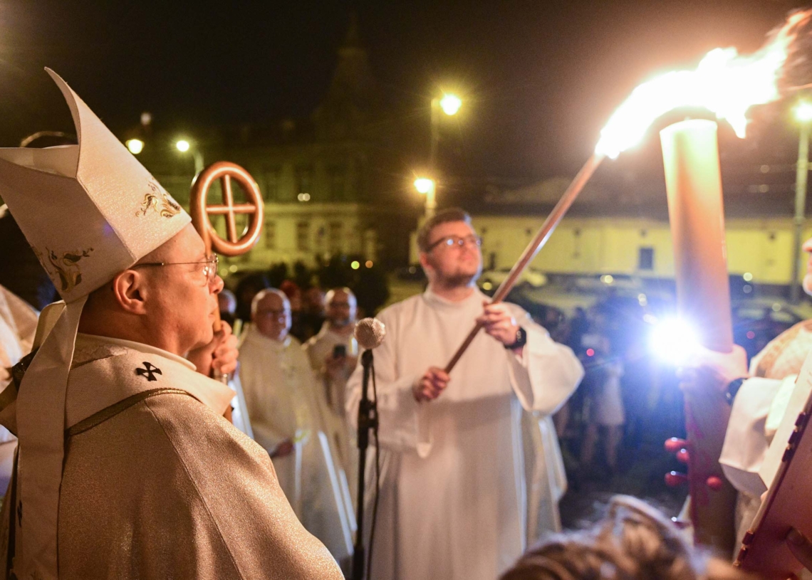 Wigilia Paschalna w Archikatedrze Łódzkiej