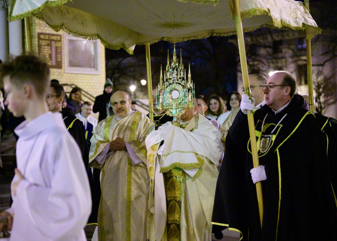 Wigilia Paschalna w Archikatedrze Łódzkiej