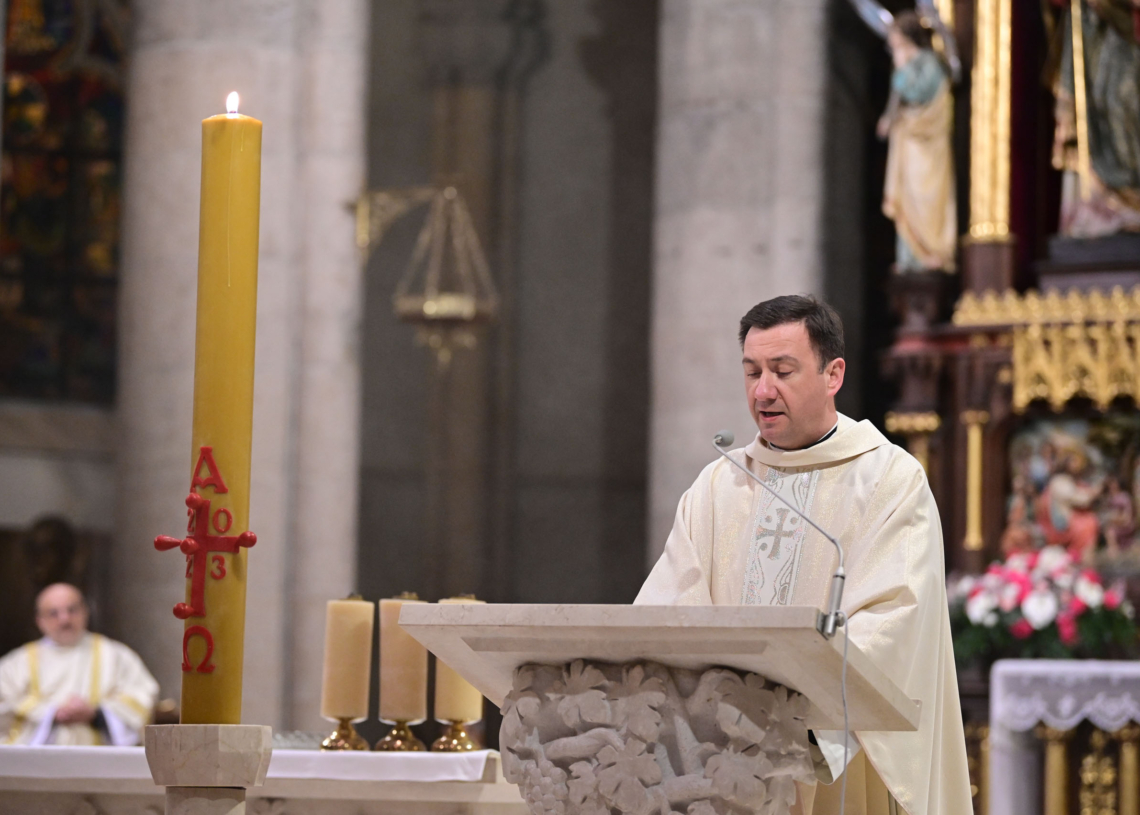 Wigilia Paschalna w Archikatedrze Łódzkiej