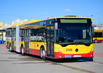 Nowe Autobusy Mercedes Conecto na lodzkich drogach.25