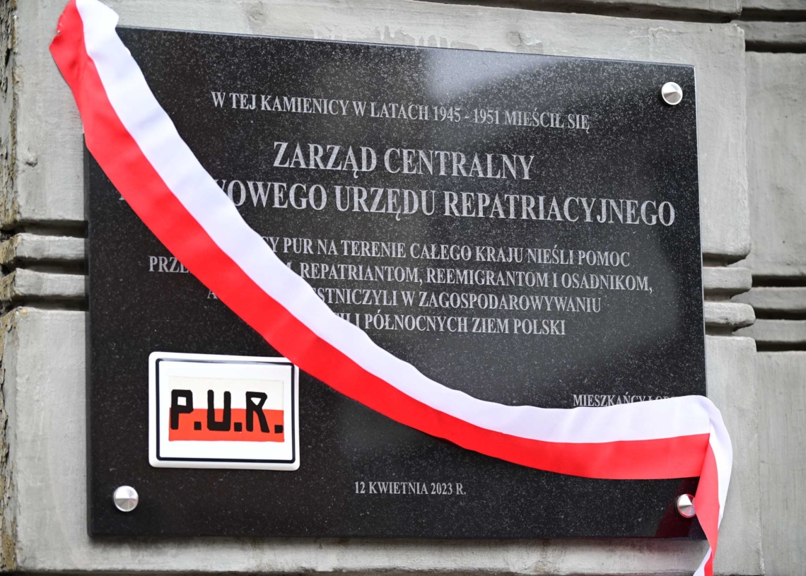 Odsłonięto tablicę upamiętniającą Państwowy Urząd Repatriacyjny