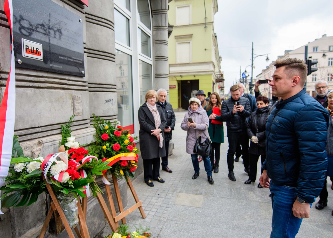 Odsłonięto tablicę upamiętniającą Państwowy Urząd Repatriacyjny