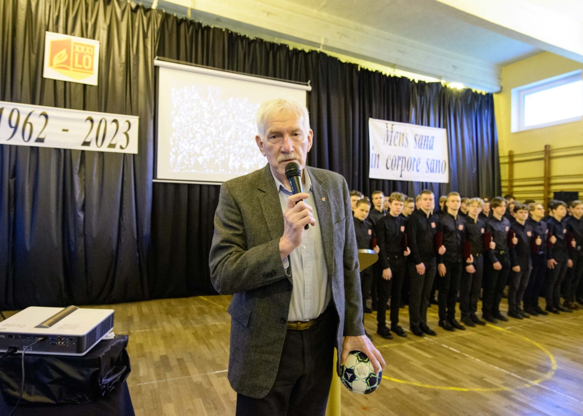 Kompleks boisk sportowych w XXXI LO w Łodzi