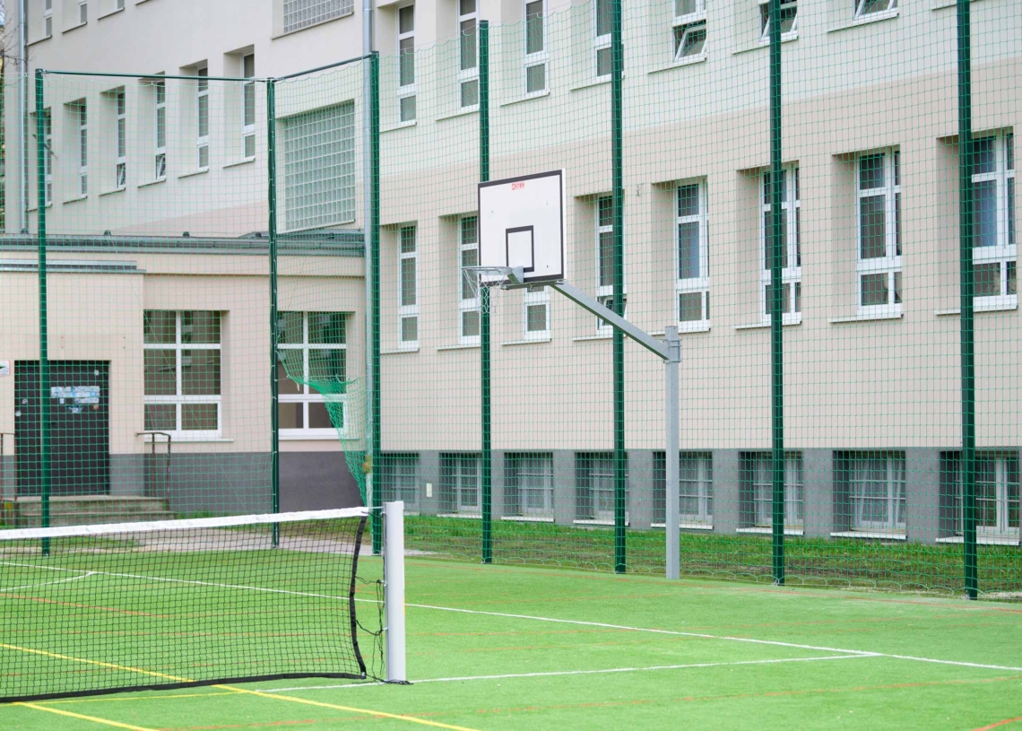 Kompleks boisk sportowych w XXXI LO w Łodzi