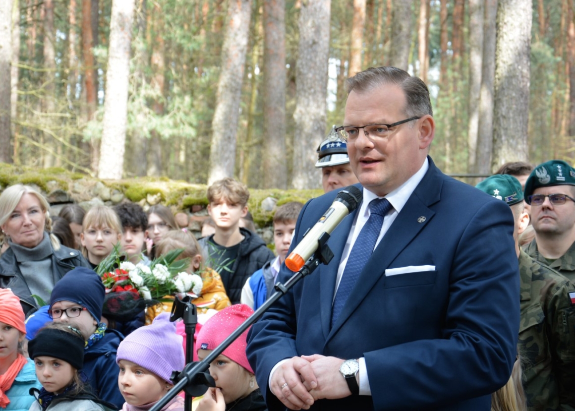 83. rocznica śmierci mjr. Henryka Dobrzańskiego. Obchody w Anielinie